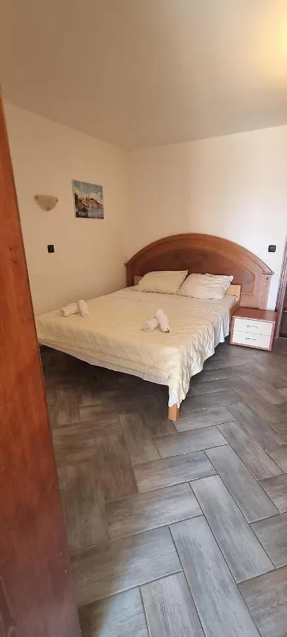 ** Hotel Laura Rooms Medulin Croatia